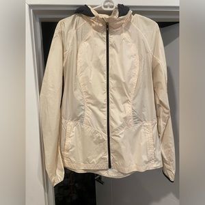 lululemon Lightweight packable windbreaker, Used- Good condition Size 10